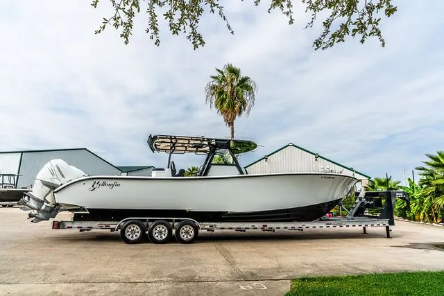 The Image of Yellowfin 39 Offshore 2018 - 1