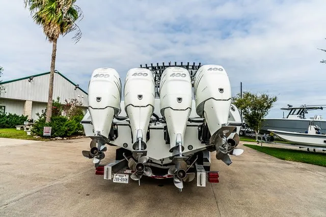 Slide: The Image of Yellowfin 39 Offshore 2018 - 4