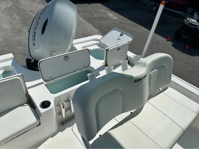 Slide: The Image of Sea Pro 230 DLX W/200 HP 2025 - 53