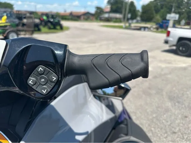 Slide: The Image of Sea-Doo GTI SE 130 2025 - 13