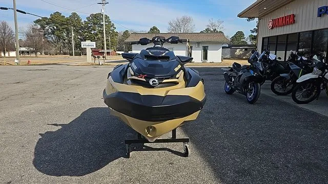 Slide: The Image of Sea-Doo RXT X 325 WITH SOUND SYSTEM 2025 - 7