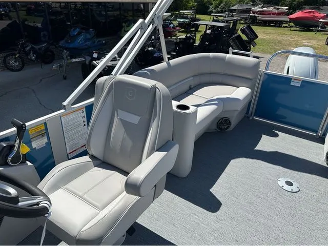 Slide: The Image of Godfrey EX 2286 SPLIT BENCH W/150HP 2026 - 18