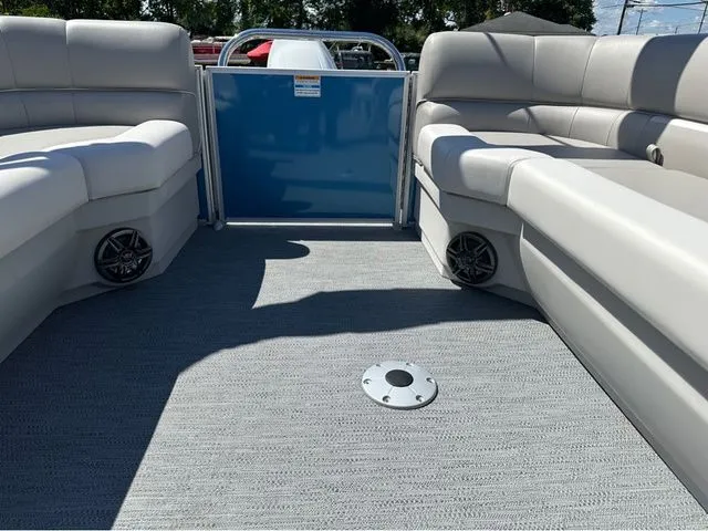 Slide: The Image of Godfrey EX 2286 SPLIT BENCH W/150HP 2026 - 21