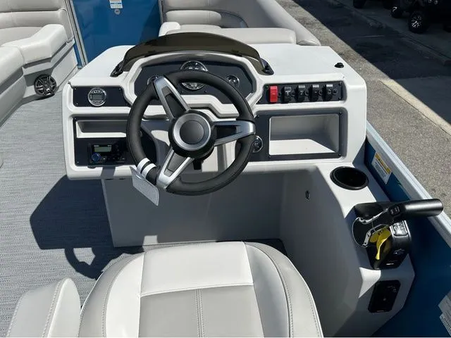 Slide: The Image of Godfrey EX 2286 SPLIT BENCH W/150HP 2026 - 25