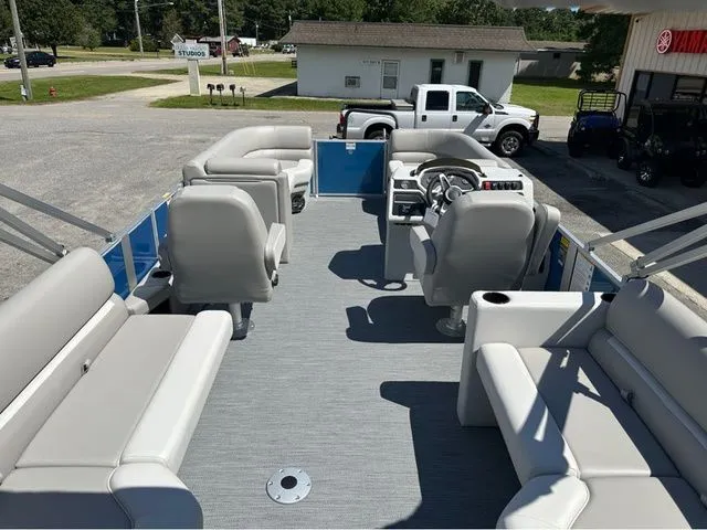 Slide: The Image of Godfrey EX 2286 SPLIT BENCH W/150HP 2026 - 31