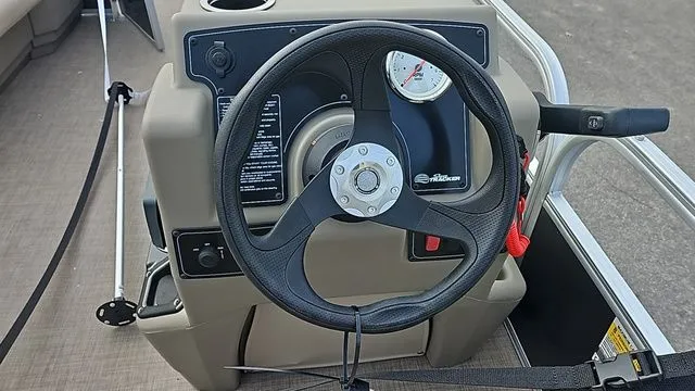 Slide: The Image of Sun Tracker PARTY BARGE 16 DLX W/50HP 2025 - 16