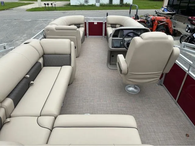 Slide: The Image of Sun Tracker PARTY BARGE 20 DLX W/90HP 2024 - 10