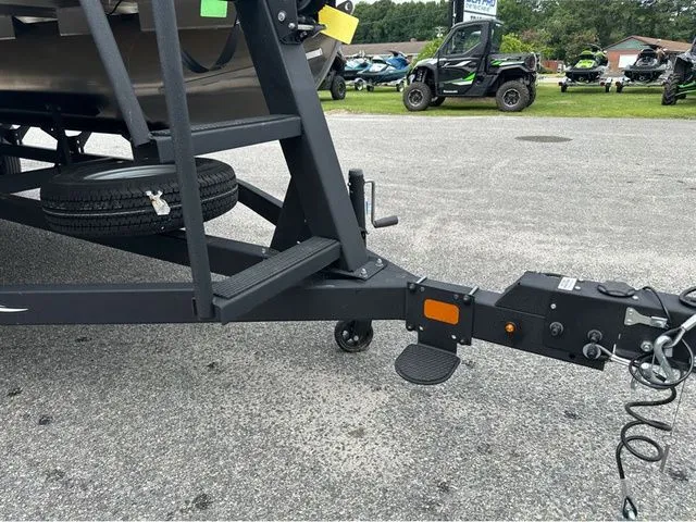 Slide: The Image of Sun Tracker PARTY BARGE 20 DLX W/90HP 2024 - 24