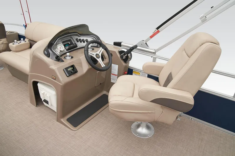 Slide: The Image of Manufacturer Provided Image: Sun Tracker Fishin' Barge 20 DLX - 24