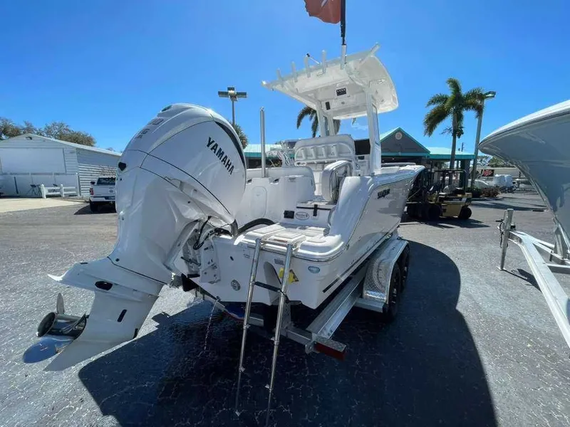 Slide: The Image of Sea Fox 248 Commander 2026 - 10