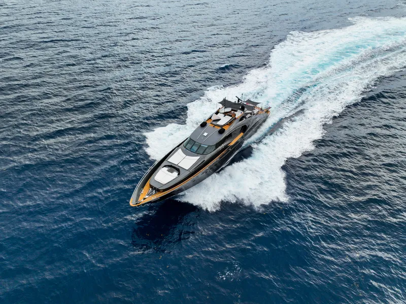 Slide: The Image of Palmer Johnson 120 2003 - 104