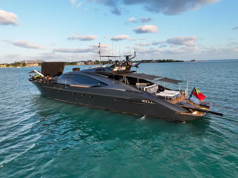 Slide: The Image of Palmer Johnson 120 2003 - 76