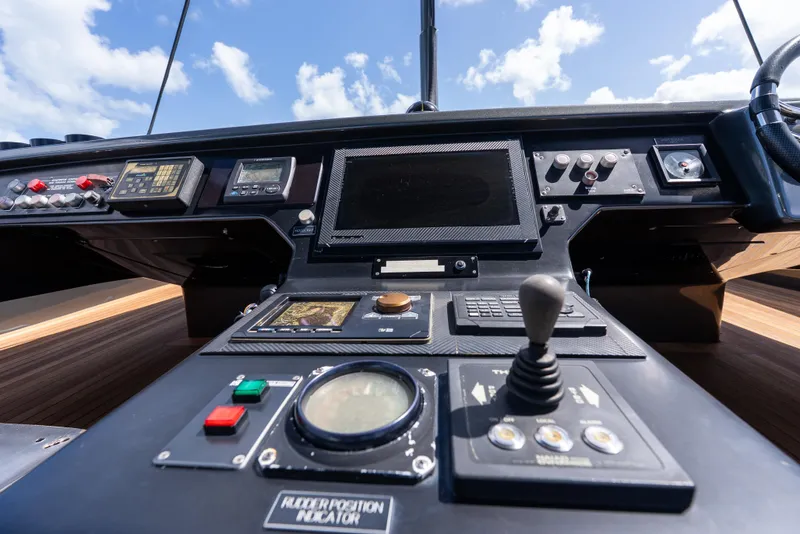 Slide: The Image of Palmer Johnson 120 2003 - 81