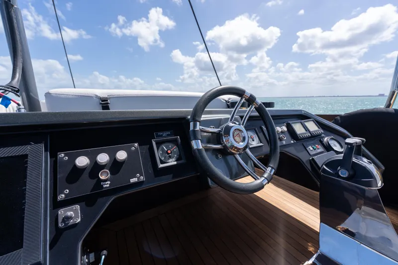 Slide: The Image of Palmer Johnson 120 2003 - 82