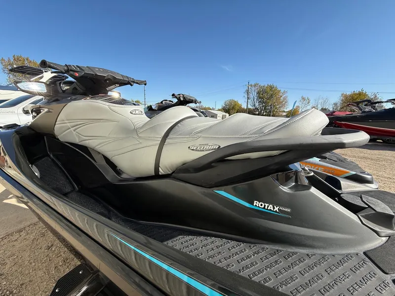 Slide: The Image of Sea-Doo GTX Limited 300 2016 - 5