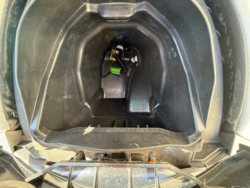 Slide: The Image of Sea-Doo GTX Limited 300 2016 - 9