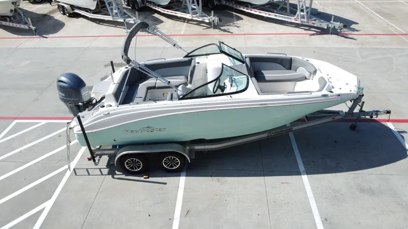 Slide: The Image of NauticStar 223 DC 2023 - 34