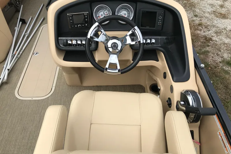 Slide: The Image of 2019 Avalon Catalina VRL boat cockpit with steering wheel and control panel. - 15