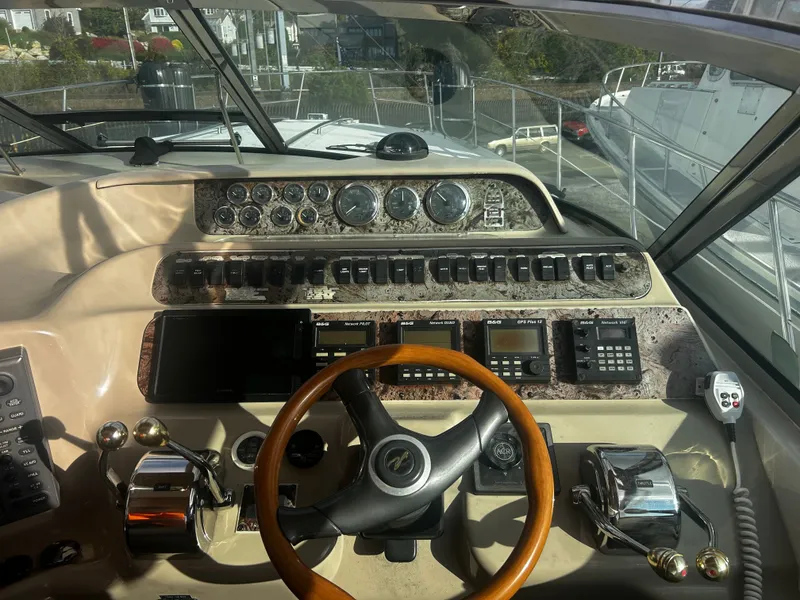 Slide: The Image of Sea Ray 400 Sundancer Sundacer 1998 - 17