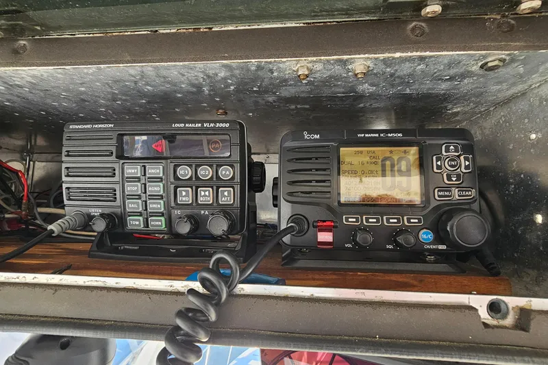 Slide: The Image of Marine radio equipment in a 1980 Bertram 42 Convertible boat. - 40