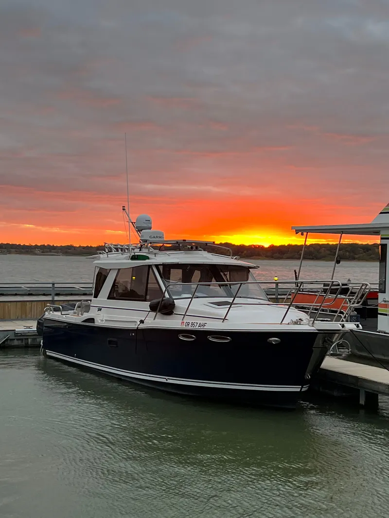 The Image of Cutwater C-28 2021 - 0