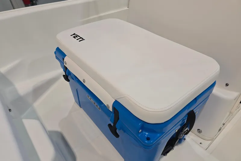 Slide: The Image of YETI cooler with cushioned seat on 1999 Boston Whaler Dauntless 14 boat. - 33