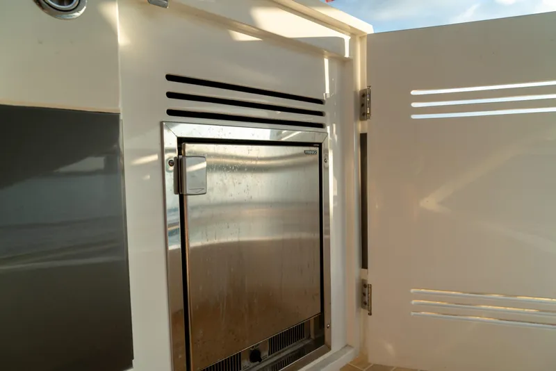 Slide: The Image of Pearl 80 2020 - 124