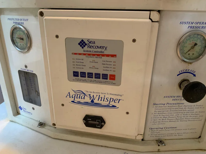 Slide: The Image of Viking 50 Convertible 2000 - 64