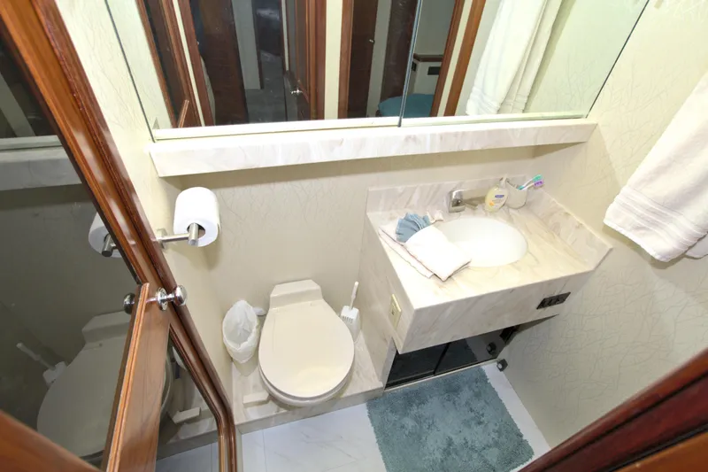 Slide: The Image of Viking 63 Cockpit Motor Yacht 1988 - 58