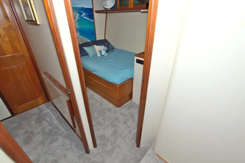 Slide: The Image of Viking 63 Cockpit Motor Yacht 1988 - 64