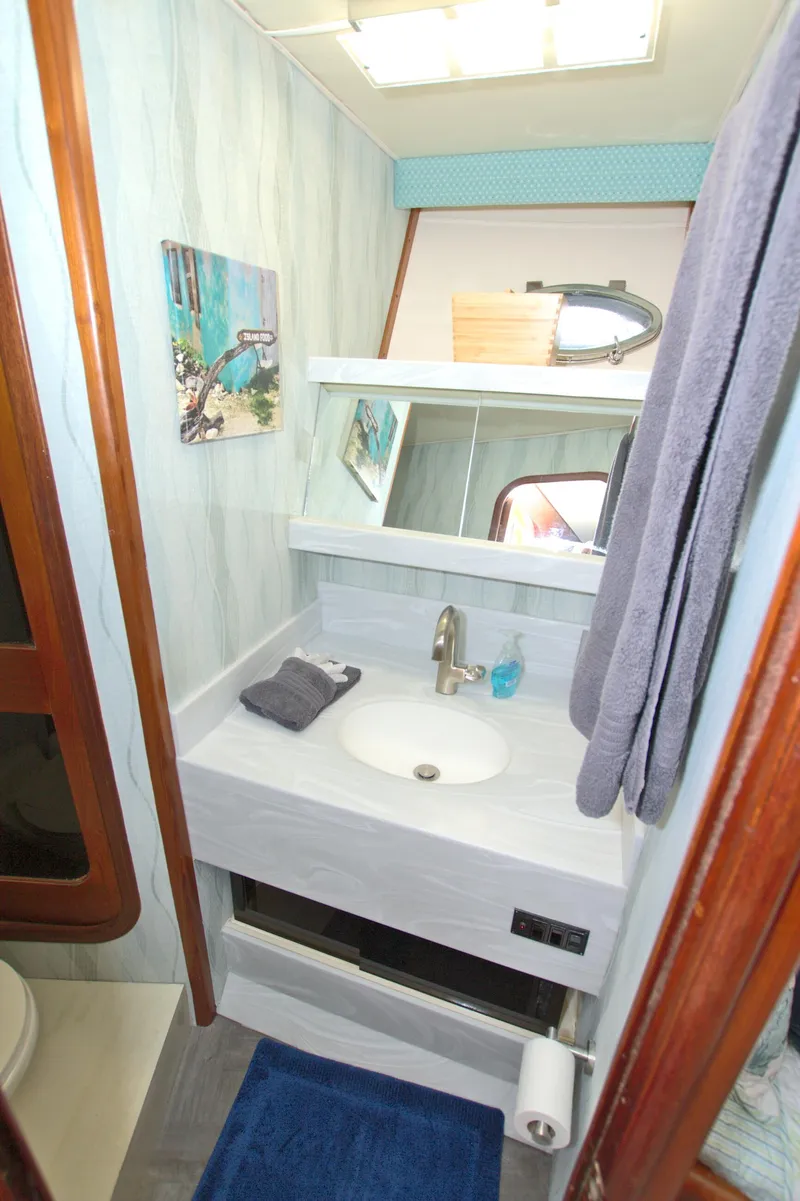 Slide: The Image of Viking 63 Cockpit Motor Yacht 1988 - 72