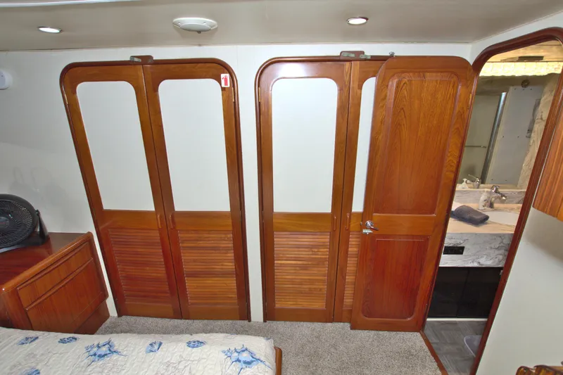 Slide: The Image of Viking 63 Cockpit Motor Yacht 1988 - 83