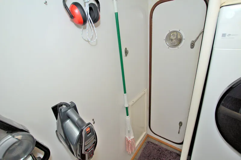 Slide: The Image of Viking 63 Cockpit Motor Yacht 1988 - 92