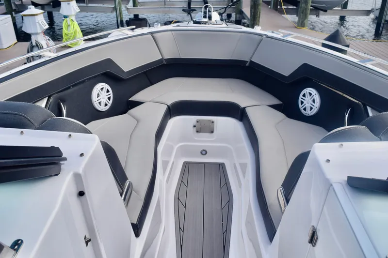 Slide: The Image of 2025 Monterey 275SS Super Sport boat interior with sleek seating and modern design. - 66