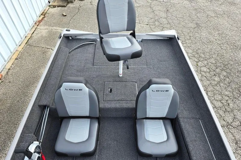 Slide: The Image of Stern aerated livewell. - 9