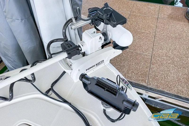 Slide: The Image of 2023 Robalo 226 Cayman boat with Minn Kota Terrova trolling motor and Garmin equipment. - 38