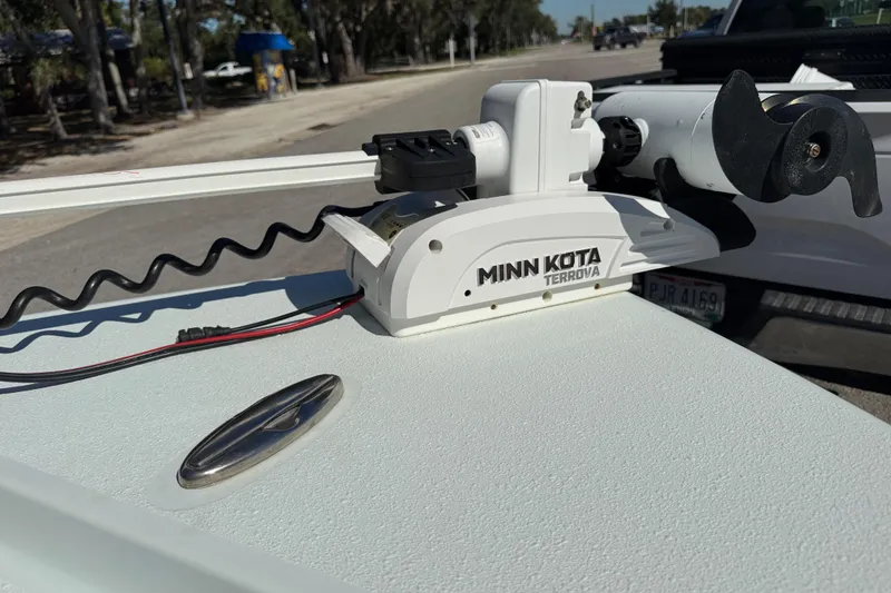 Slide: The Image of Minn Kota Terrova motor on 2017 Yellowfin 24 Bay CE boat, parked outdoors. - 40