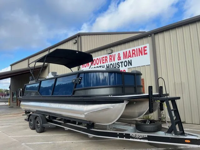 The Image of Alera M 25Q 2026 - 1