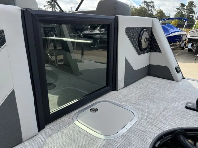 Slide: The Image of Alera M 25Q 2026 - 63