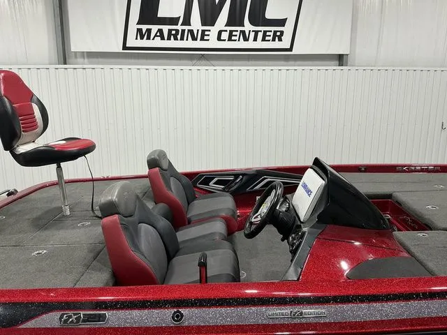 Slide: The Image of Skeeter FX 21 2016 - 5