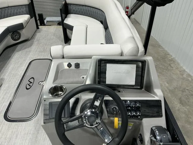 Slide: The Image of Harris Sunliner 230 SL 2021 - 11