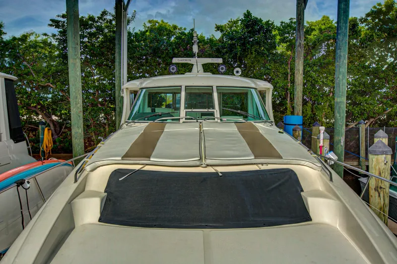 Slide: The Image of Luxurious interior of 2006 Sea Ray 40 Motor Yacht with elegant seating and modern design. - 42