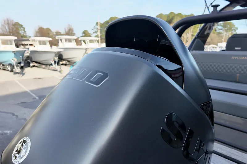 Slide: The Image of 2026 Sylvan M-5 CLZ DC boat detail with sleek design and modern features. - 21