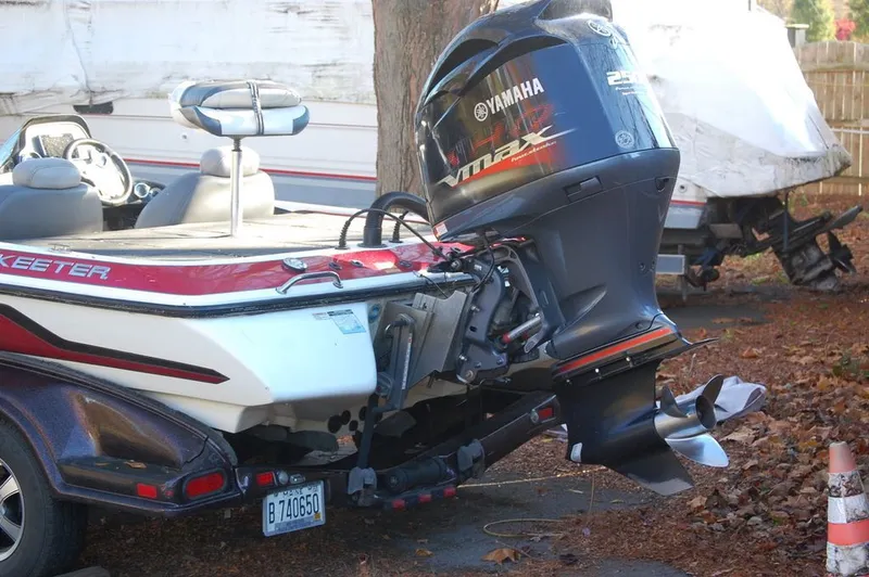 Slide: The Image of Skeeter FX 2010 - 11