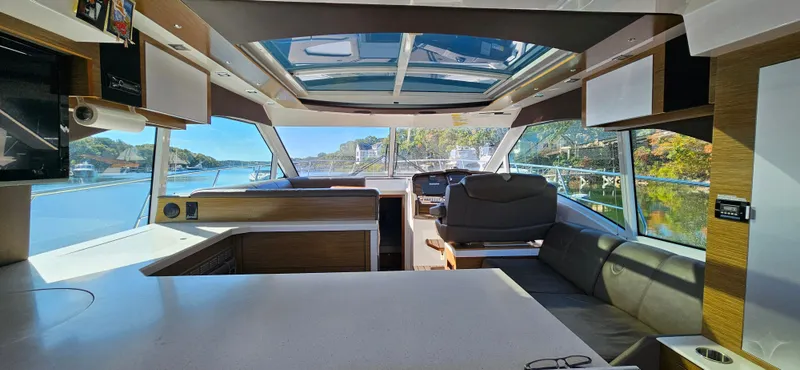 Slide: The Image of Cruisers Yachts Cantius 45 2014 - 7