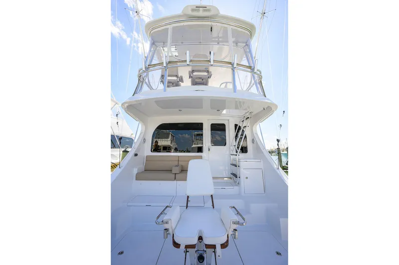 Slide: The Image of Hatteras 54 Sea Nyle - Cockpit - 14