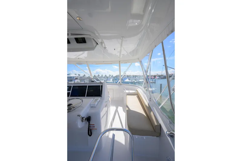 Slide: The Image of Hatteras 54 Sea Nyle - Flybridge - 25