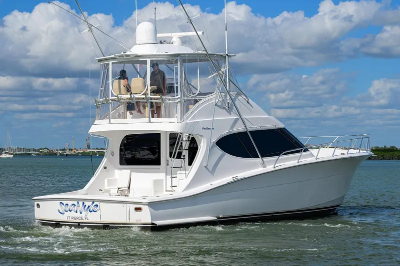 Slide: The Image of Hatteras 54 Sea Nyle - Exterior - 8