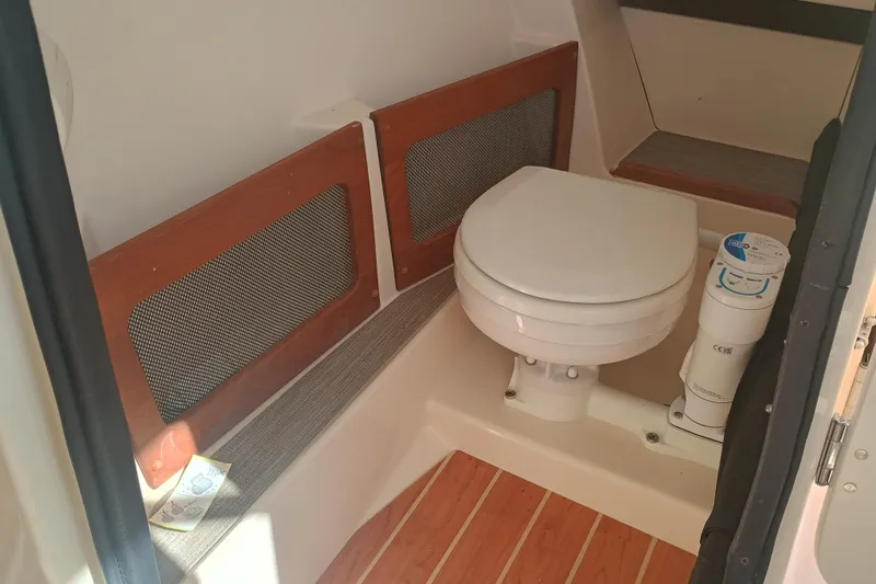 Slide: The Image of Grady-White Freedom 235 2024 - 23