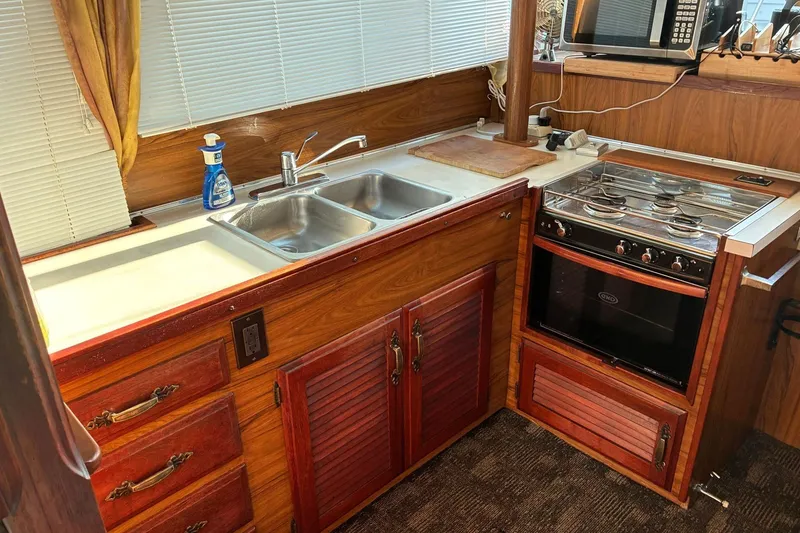 Slide: The Image of Tollycraft 30 Sedan - Galley - 3